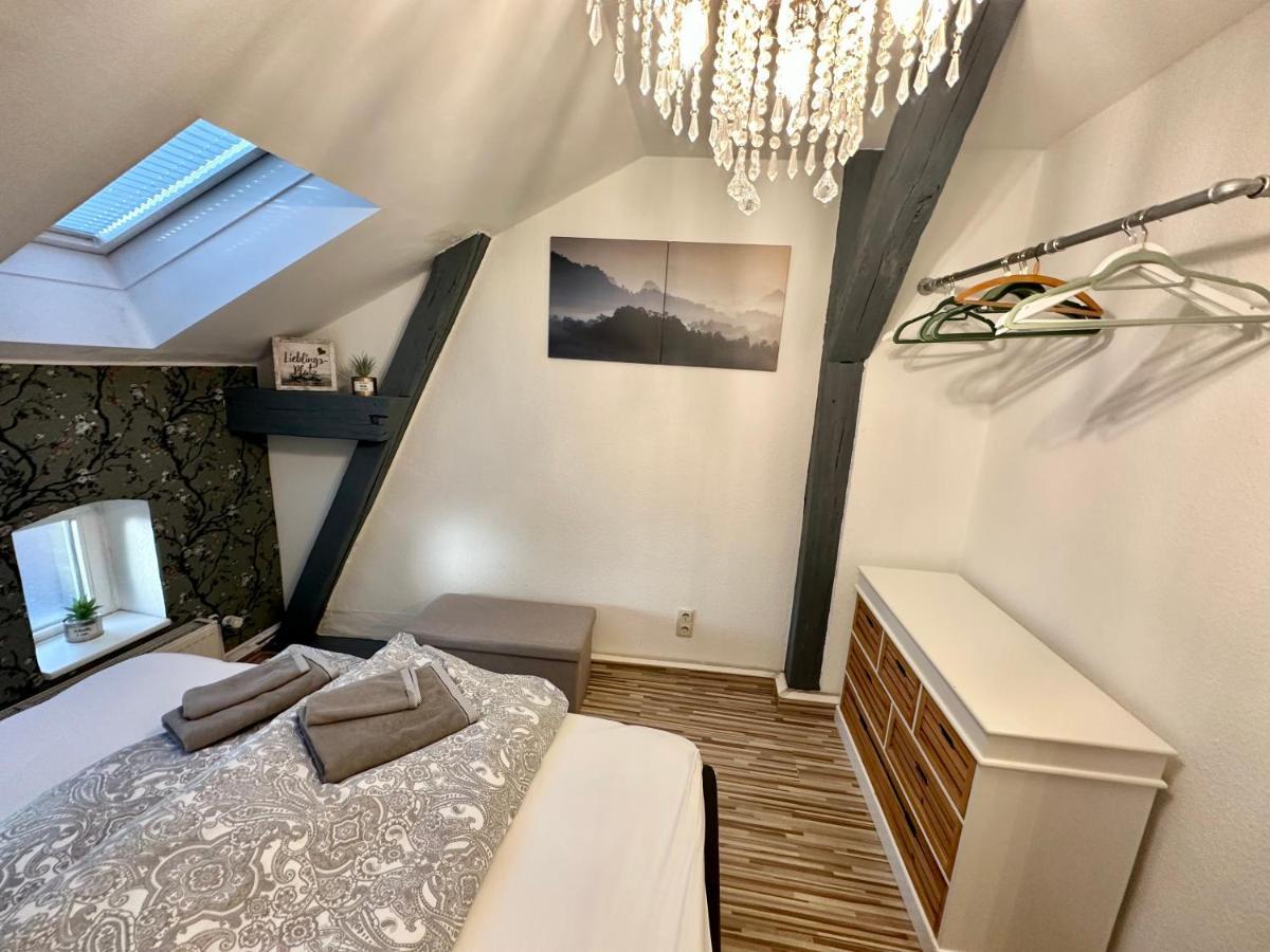 Apartment Zum Gruenen Hirsch Inkl. Parkplatz Erfurt Bagian luar foto